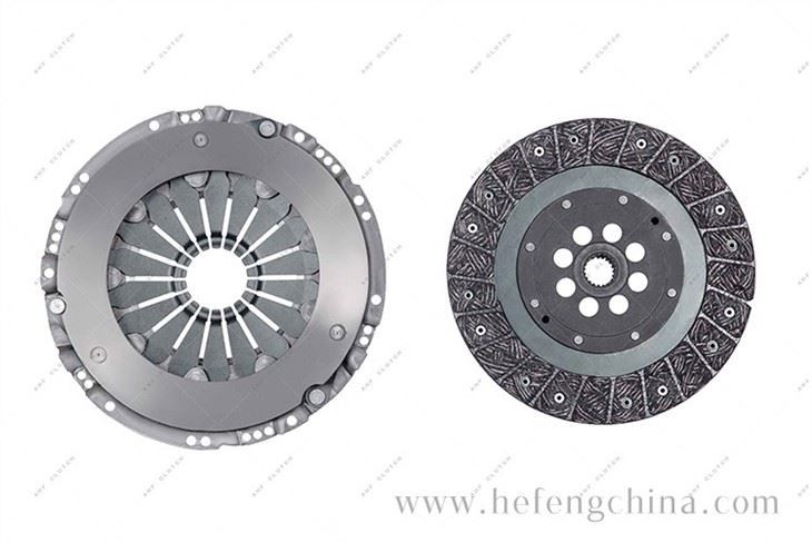 LuK 623 3701 09 CLUTCH KIT For NISSAN in stock